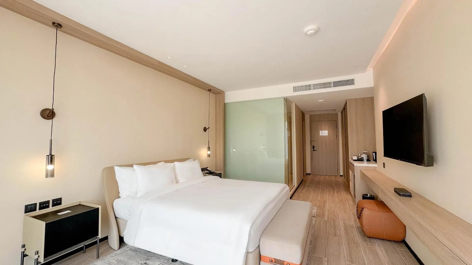 Laya Resort Phuket Island Пляж Лаян